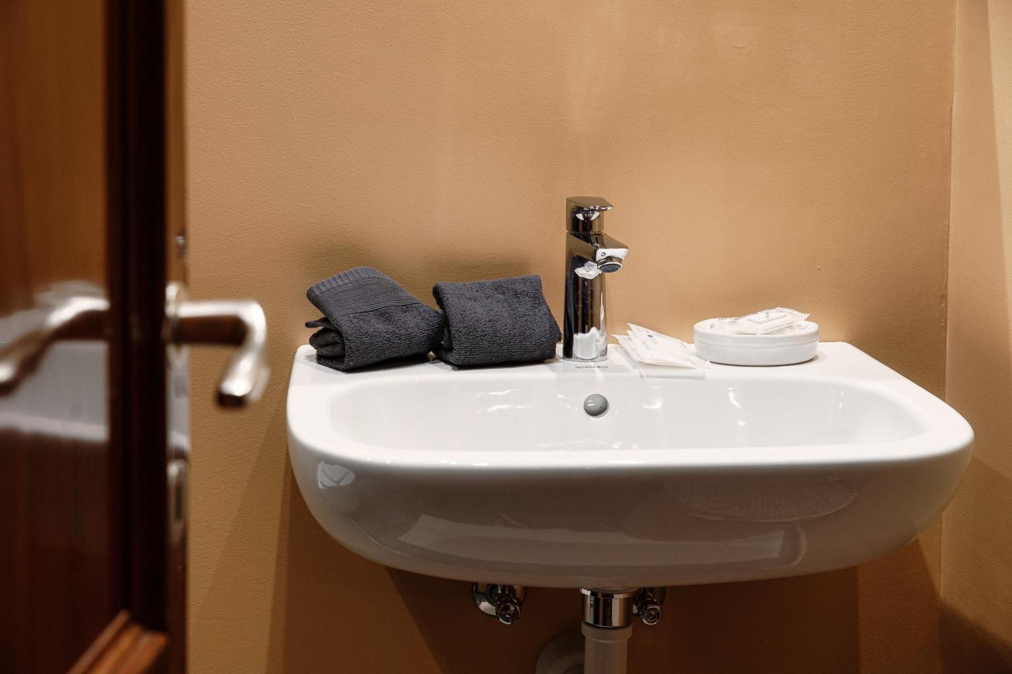 Apartament Crotto Polirolo - The House Of Travelers Cernobbio Zewnętrze zdjęcie