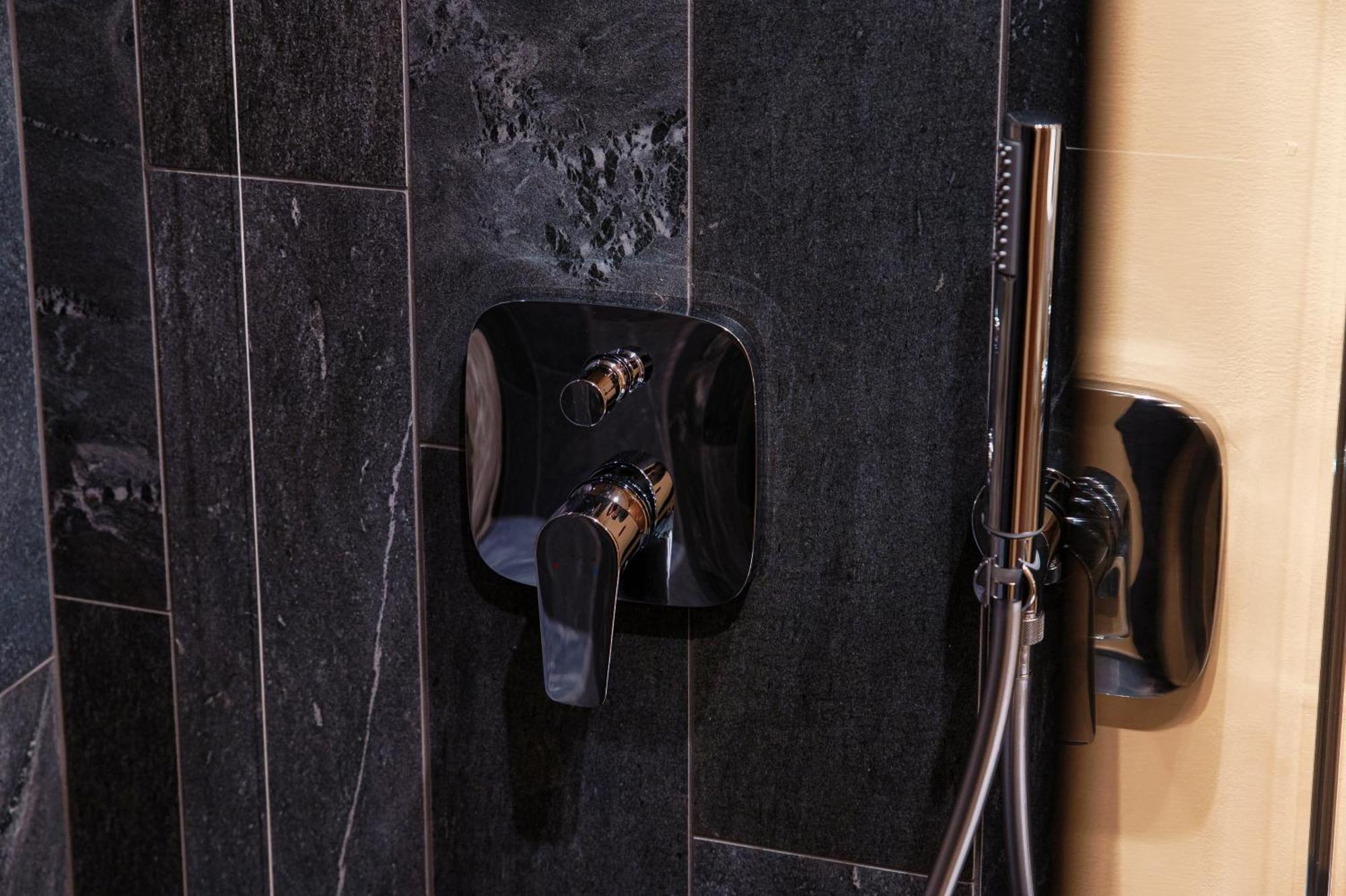 Apartament Crotto Polirolo - The House Of Travelers Cernobbio Zewnętrze zdjęcie