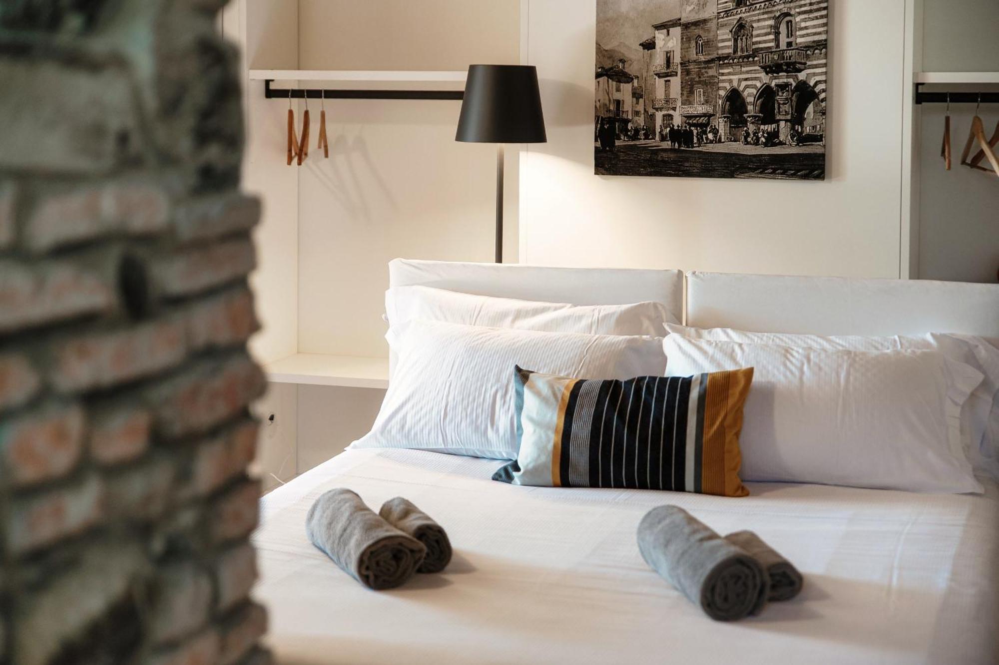 Apartament Crotto Polirolo - The House Of Travelers Cernobbio Zewnętrze zdjęcie