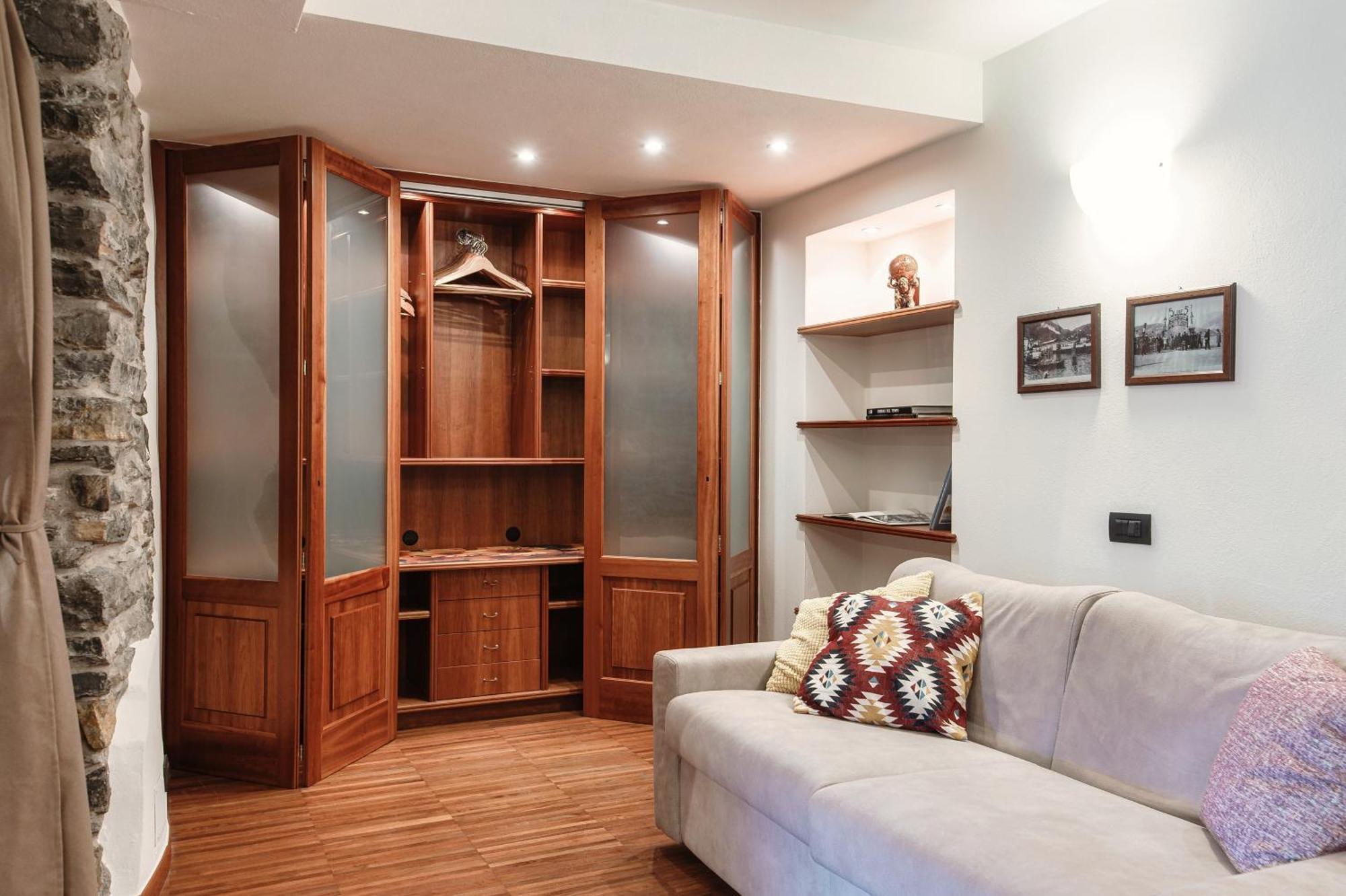 Apartament Crotto Polirolo - The House Of Travelers Cernobbio Zewnętrze zdjęcie