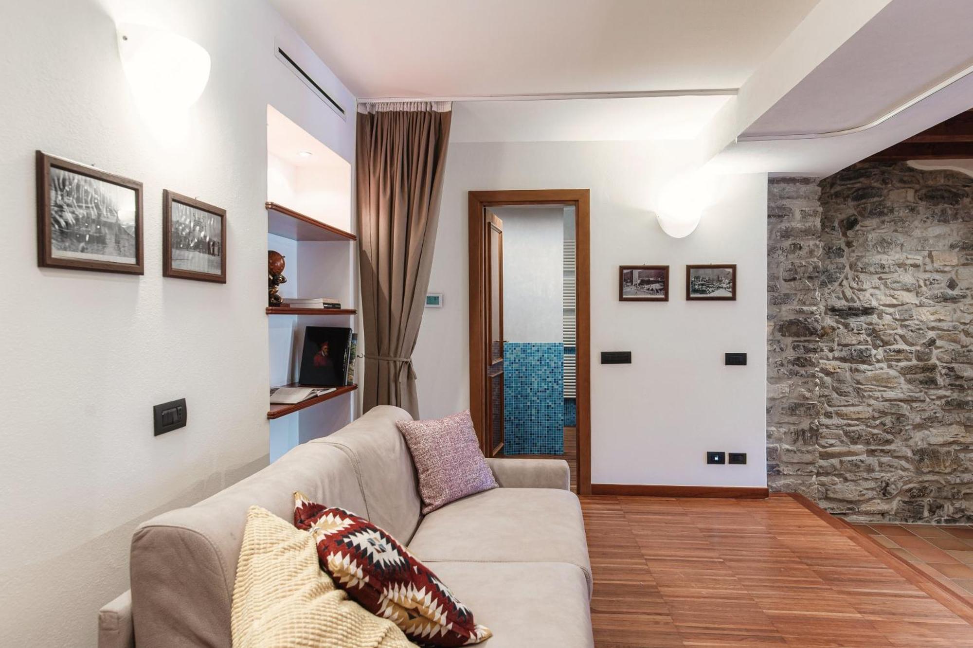 Apartament Crotto Polirolo - The House Of Travelers Cernobbio Zewnętrze zdjęcie